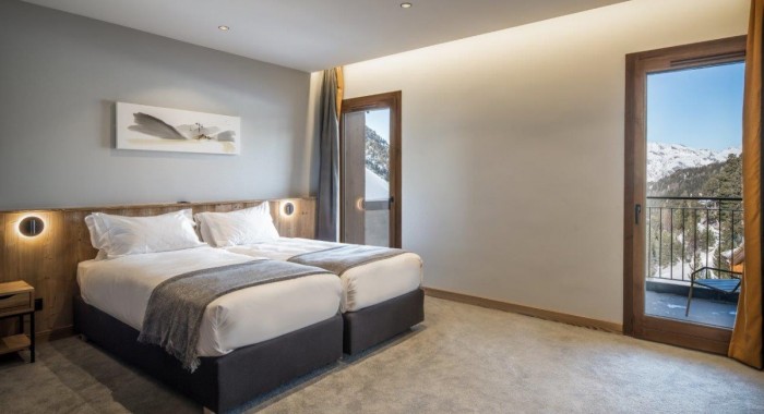 Penthouse Umka, Les Arcs: 1950 ski chalet, image 3